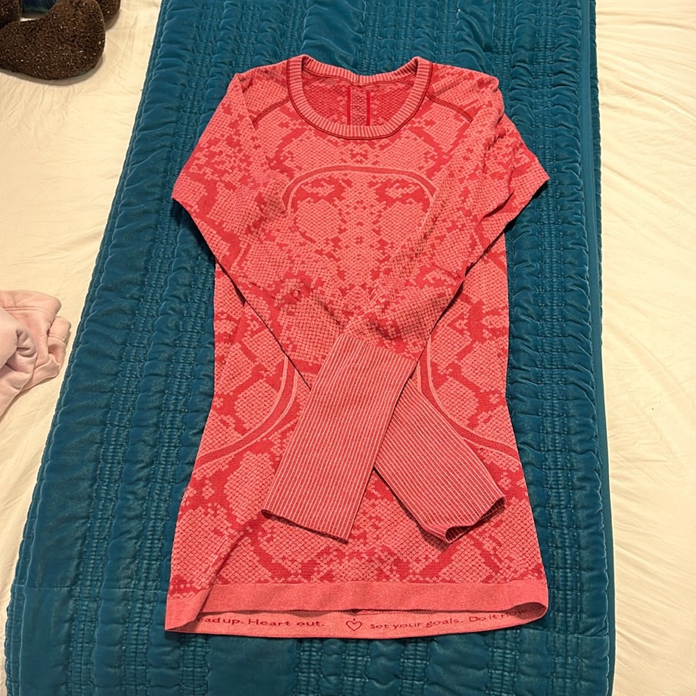 Lululemon swiftly long sleeve